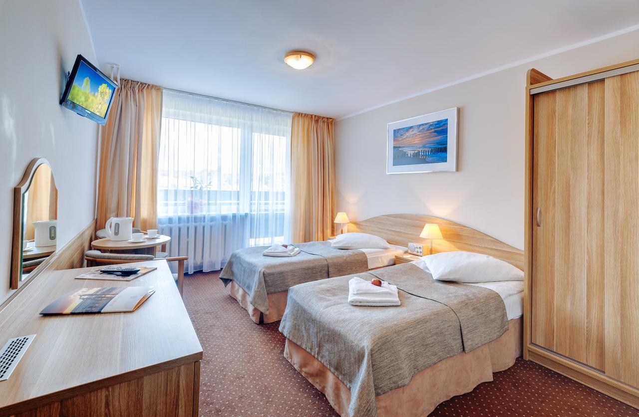 Osrodek Wypoczynkowy Varsowia Hotell Międzywodzie Exteriör bild
